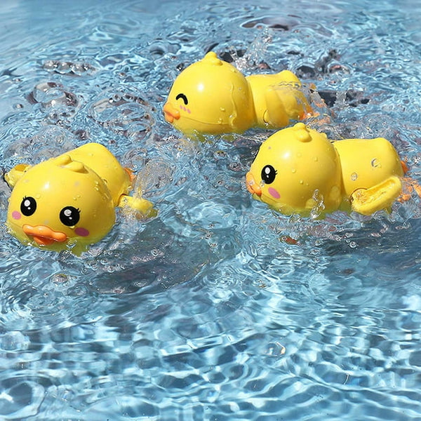 Floating Wind-up Ducks bath Toys for little kids